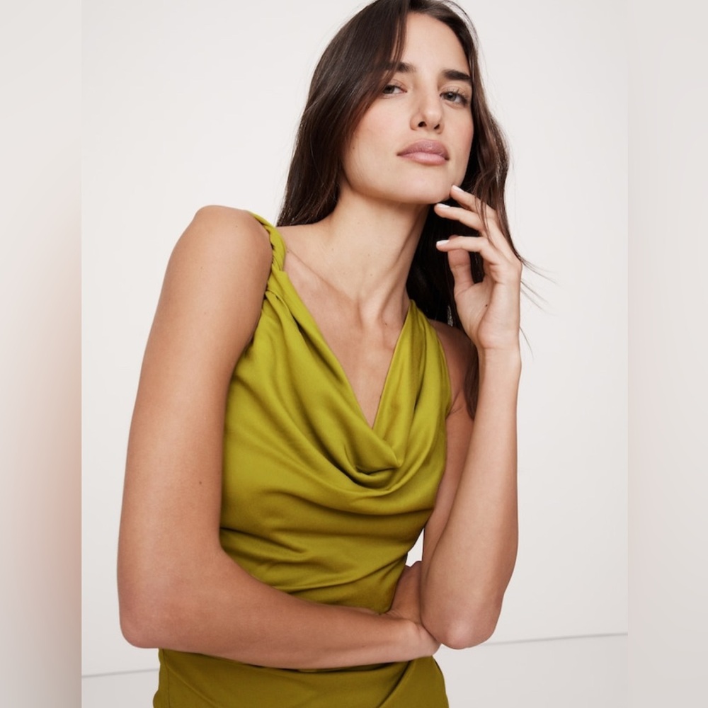 BANANA REPUBLIC CREPE TWIST-SHOULDER DRESS - Picture 10 of 10